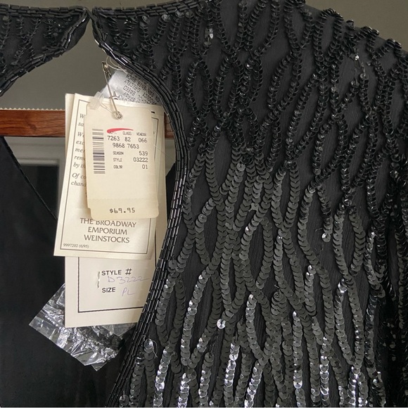 B2 & US by Mark & John Silk Sequins Cocktail Dress - Picture 4 of 14